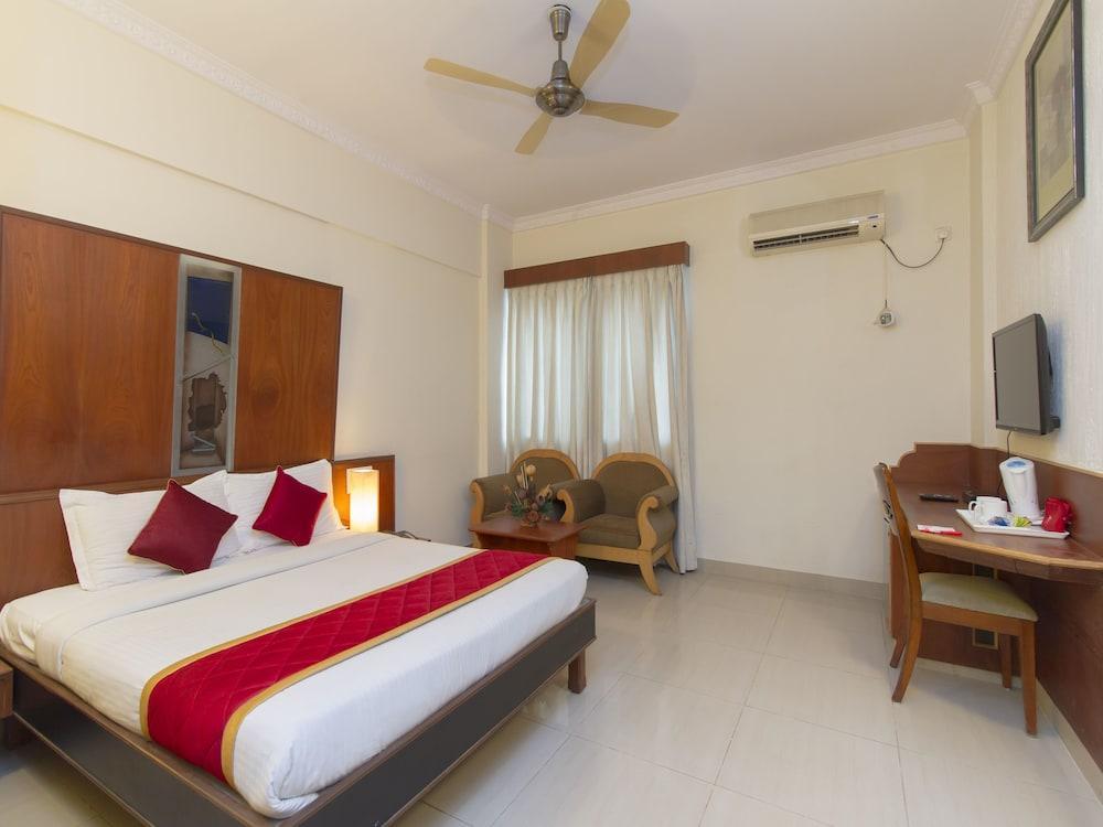 Vaishnavi Residency Hotel Bangalore Exterior photo