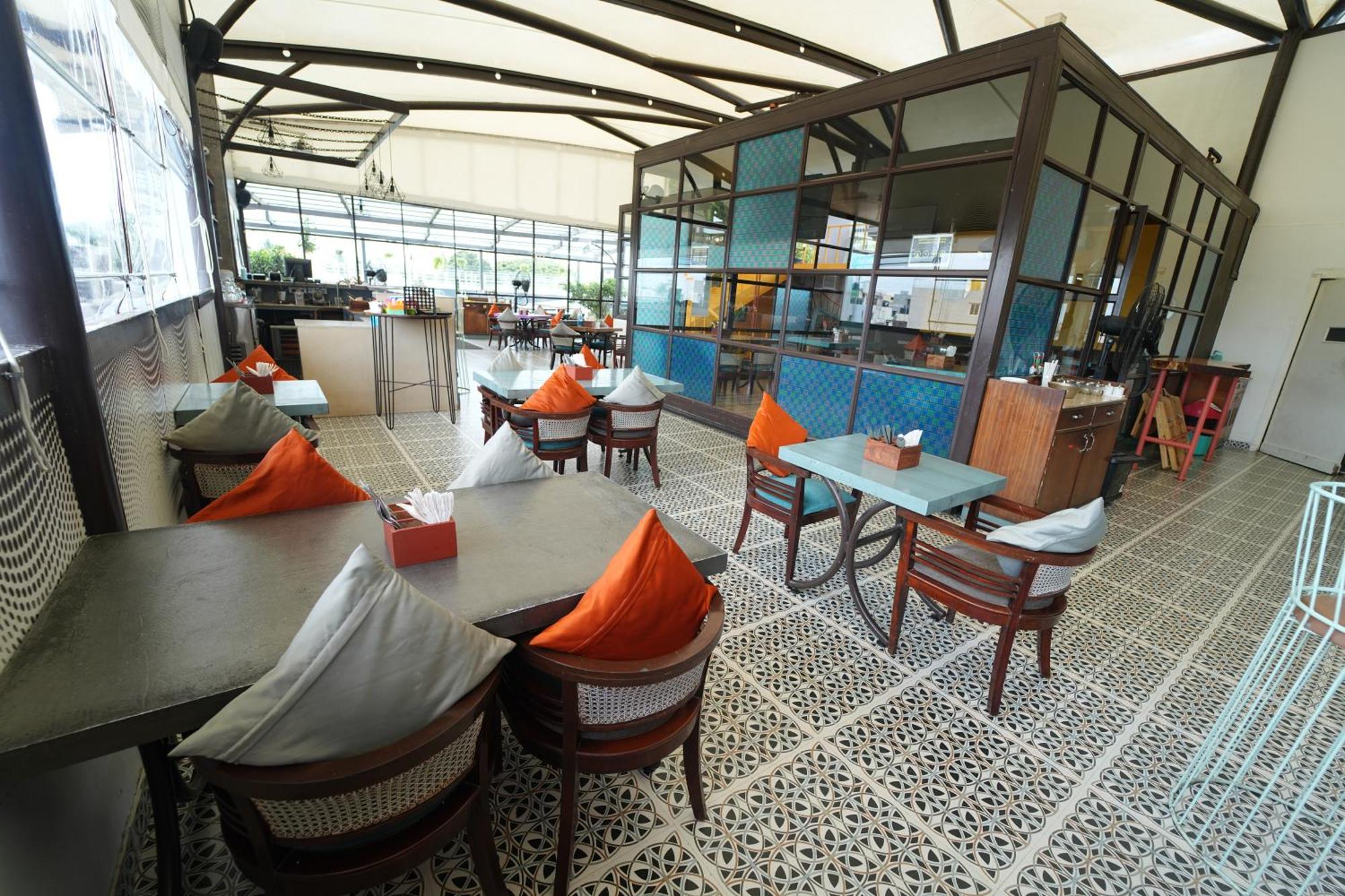 Vaishnavi Residency Hotel Bangalore Exterior photo